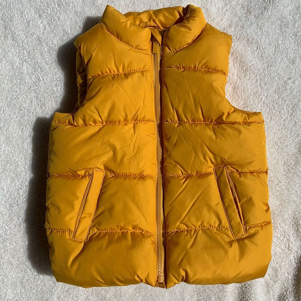 Old Navy toddler puffer vest 4T